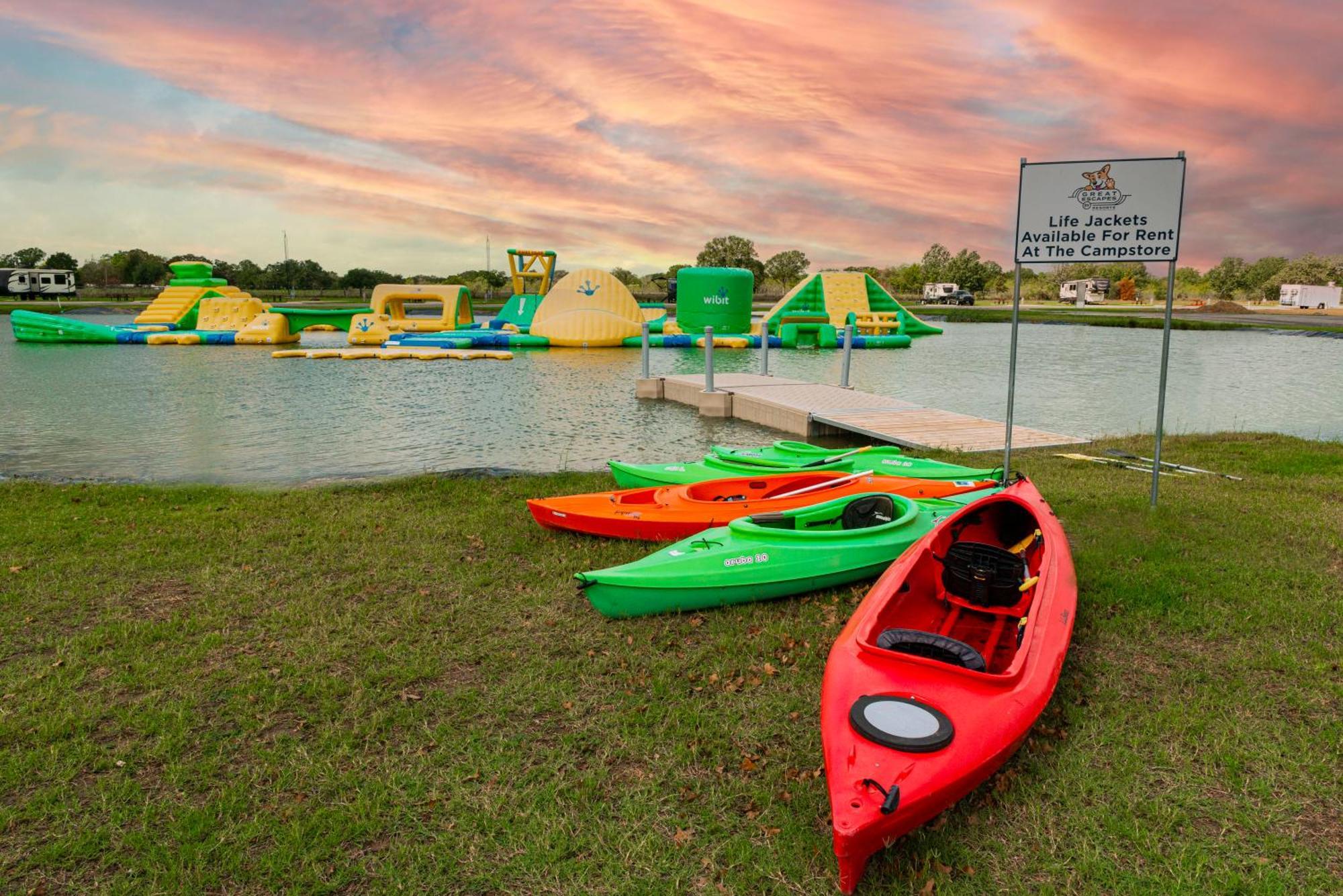 Great Escapes Rv Resort Bryan College Station Kültér fotó